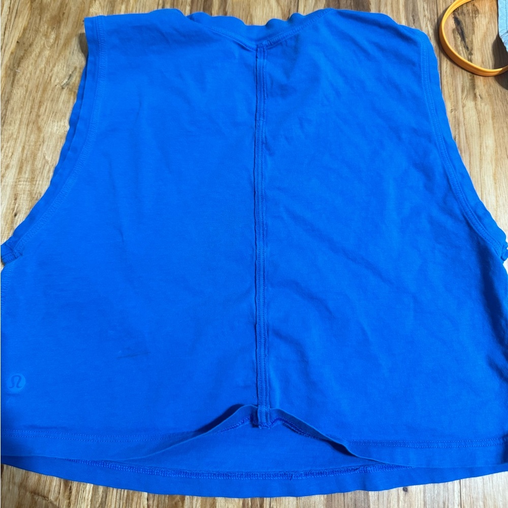 lululemon poolside muscle tank - Picture 2 of 3